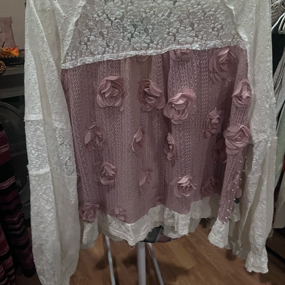 POL Ivory Lace Top - Picture 8 of 9